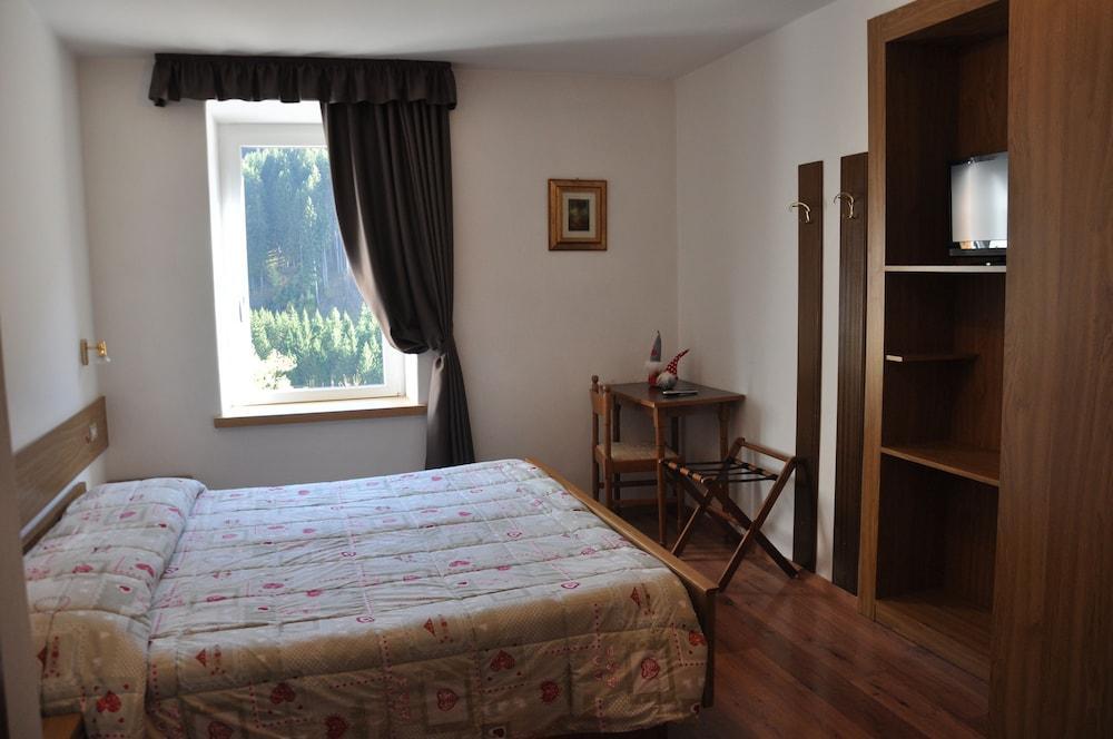 Alpenlife Hotel Someda موينا المظهر الخارجي الصورة