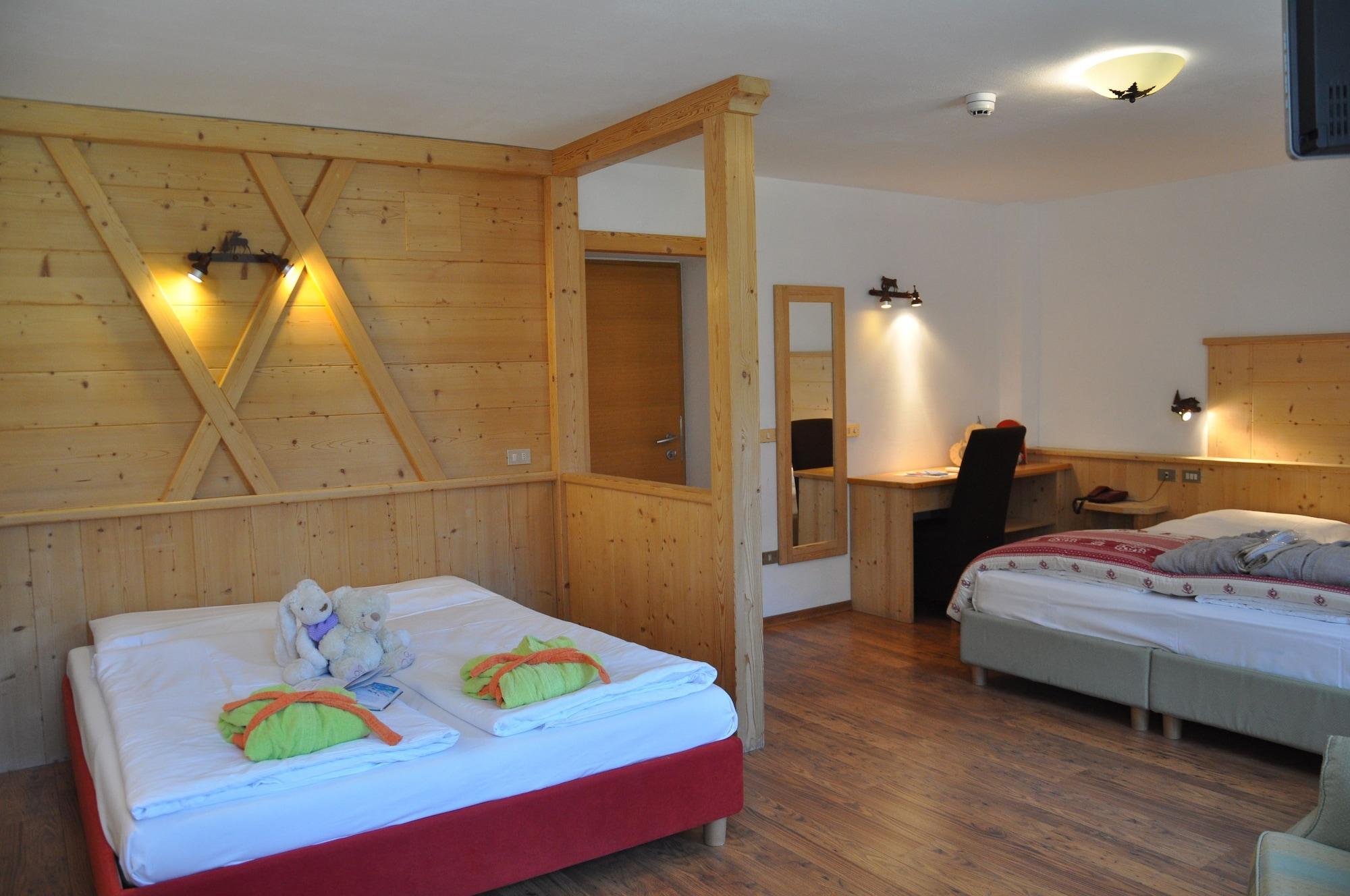 Alpenlife Hotel Someda موينا المظهر الخارجي الصورة