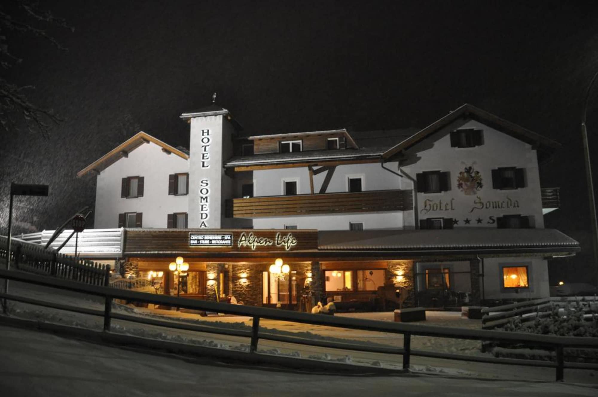 Alpenlife Hotel Someda موينا المظهر الخارجي الصورة